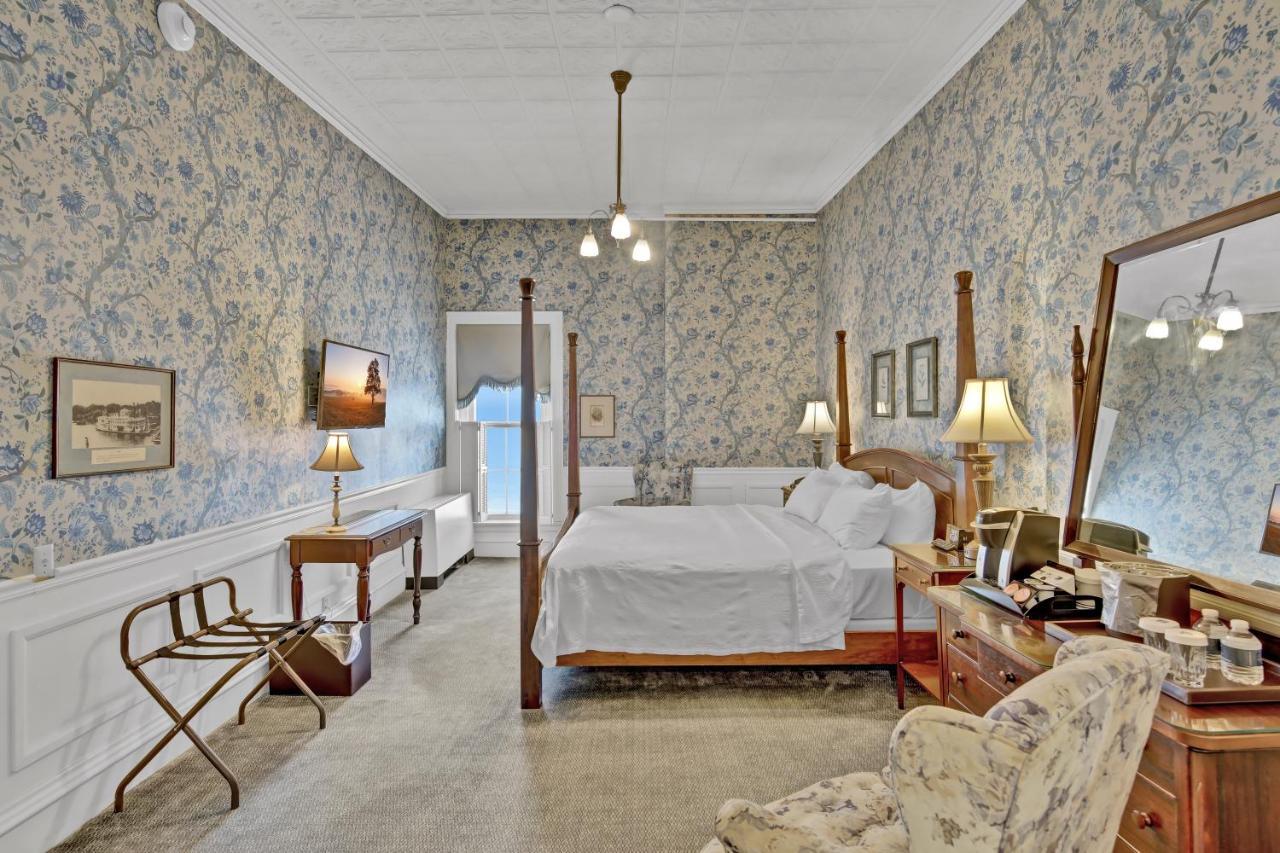 St James Hotel Red Wing Ngoại thất bức ảnh
