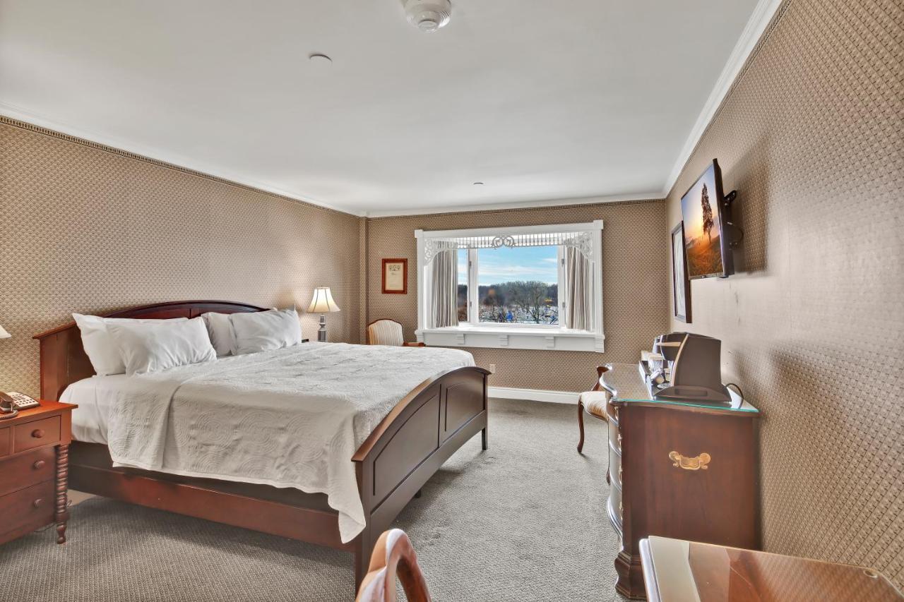 St James Hotel Red Wing Ngoại thất bức ảnh